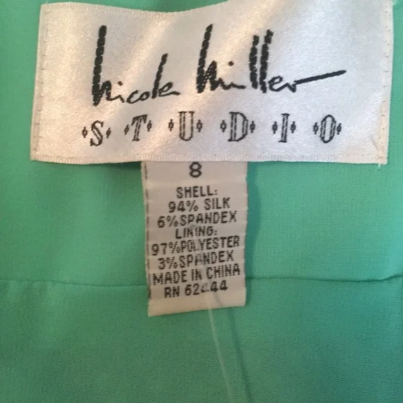 Nicole Miller strapless silk dress. - Picture 13 of 16